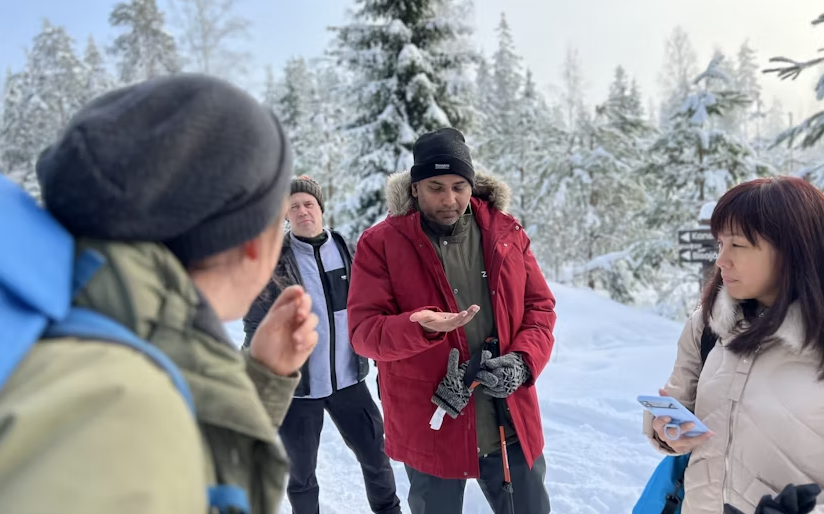 Winter wonderland hike - Image 2